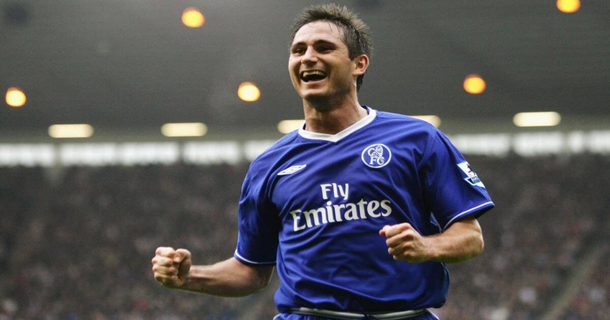 Frank Lampard celebrating in Chelsea’s blue Umbro home shirt with Fly Emirates sponsor