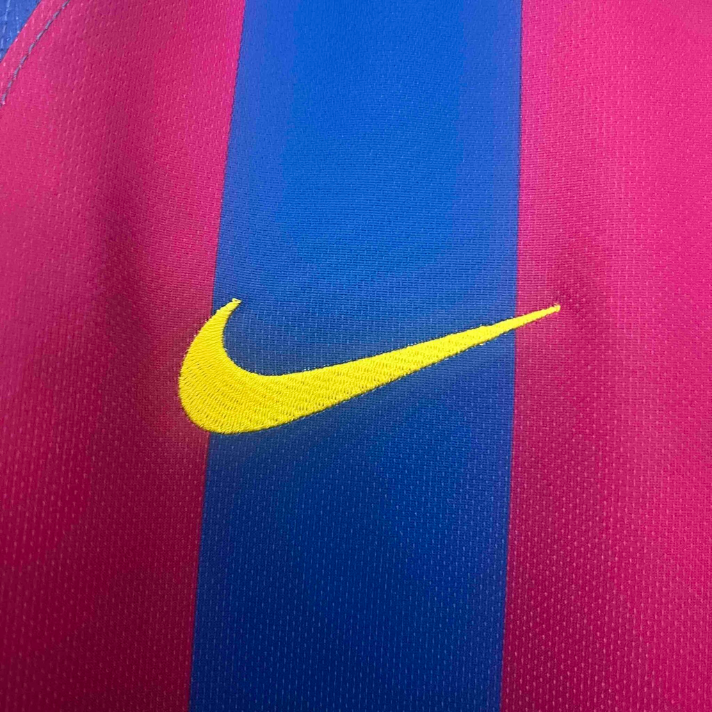 FC Barcelona 2005-06 | Vintage Home Jersey