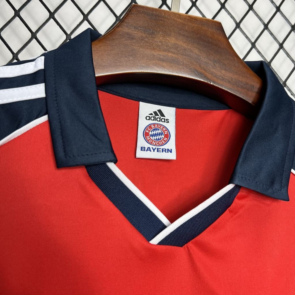 Bayern Munich 2000-01 | Vintage Home Jersey
