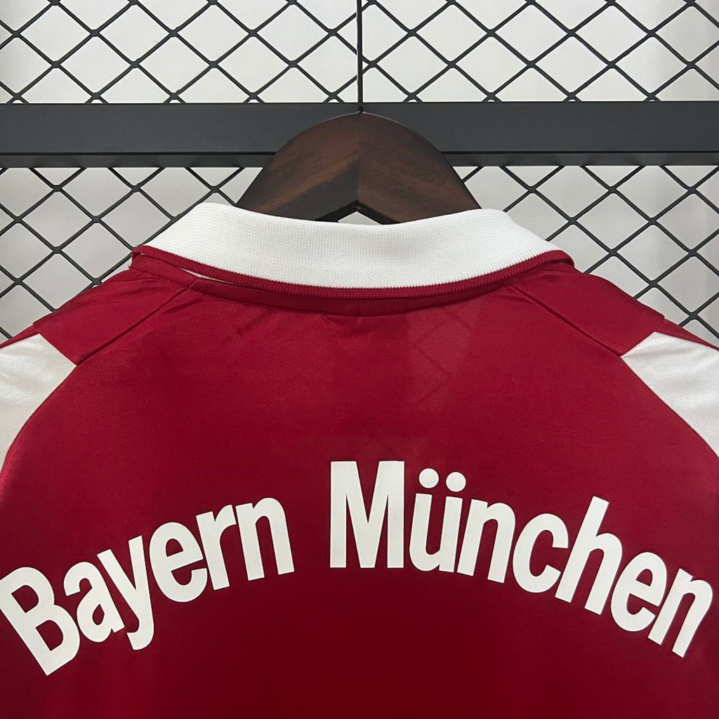 Bayern Munich 2003-04 | Vintage Home Jersey