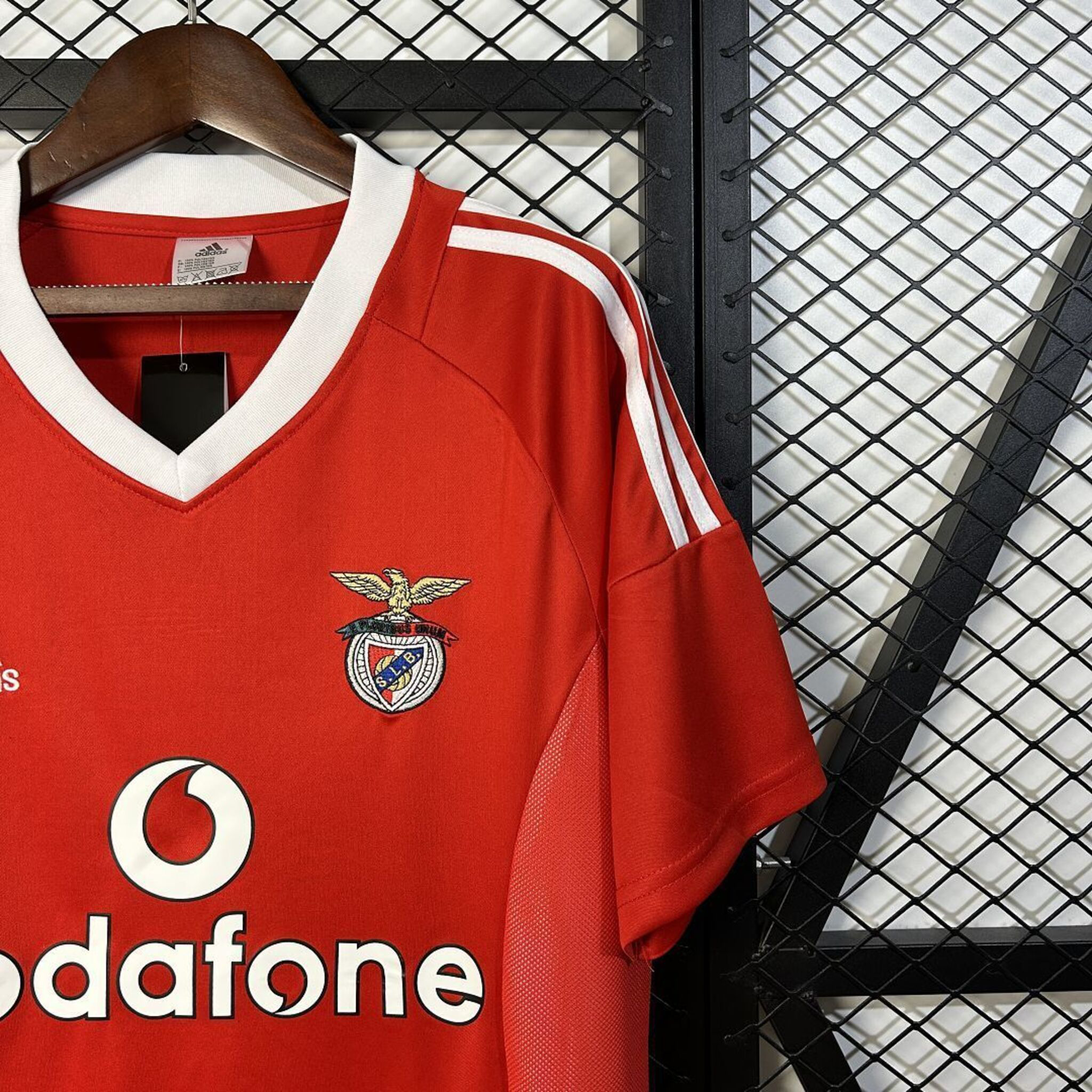 SL Benfica 2002-03 | Vintage Home Jersey
