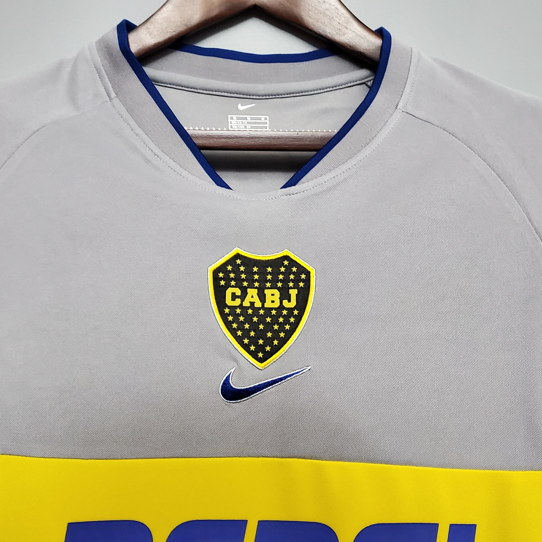 Boca Juniors 2001/2002 | Vintage Away Jersey - Vintage Retro Football Jersey
