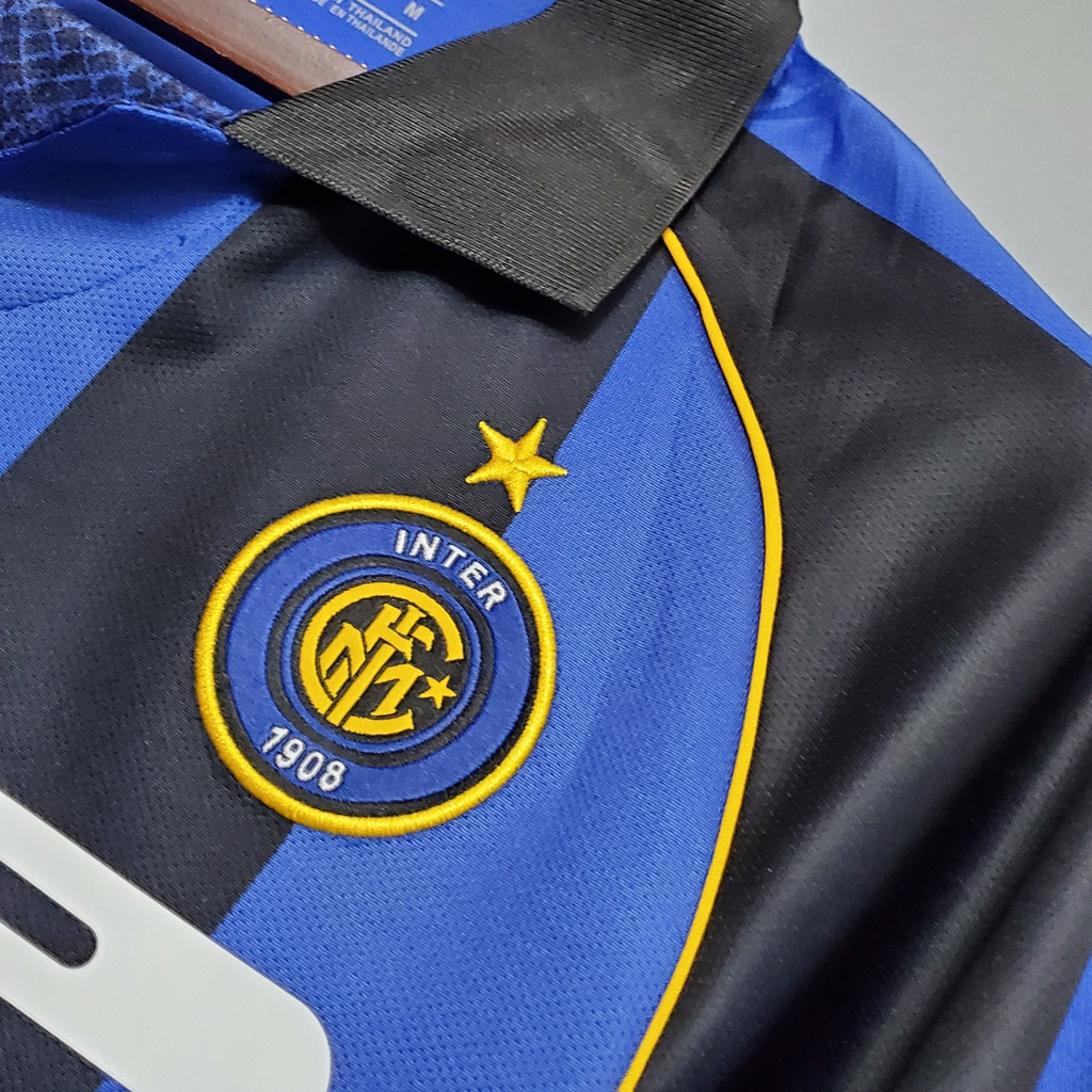 Inter Milan 2001-02 | Vintage Home Jersey