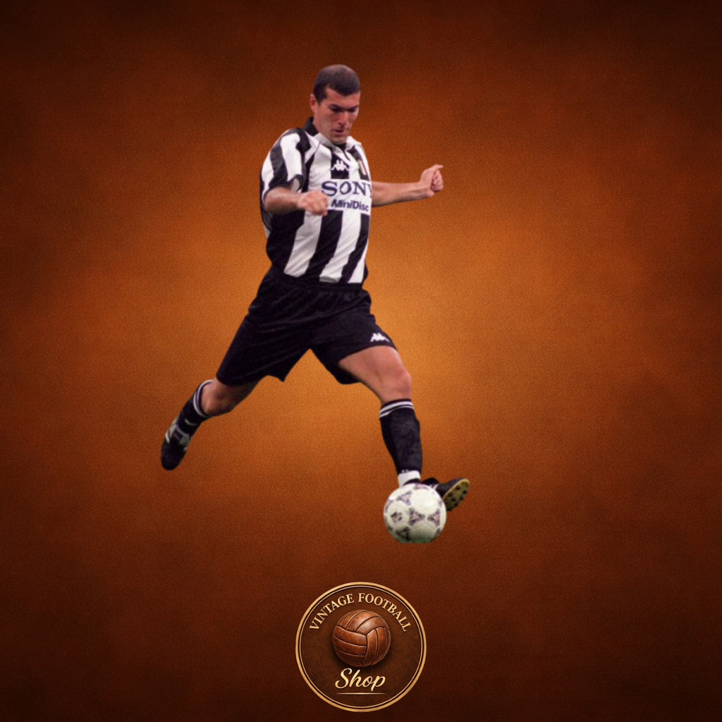 Juventus 1996-97 | Vintage Home Jersey