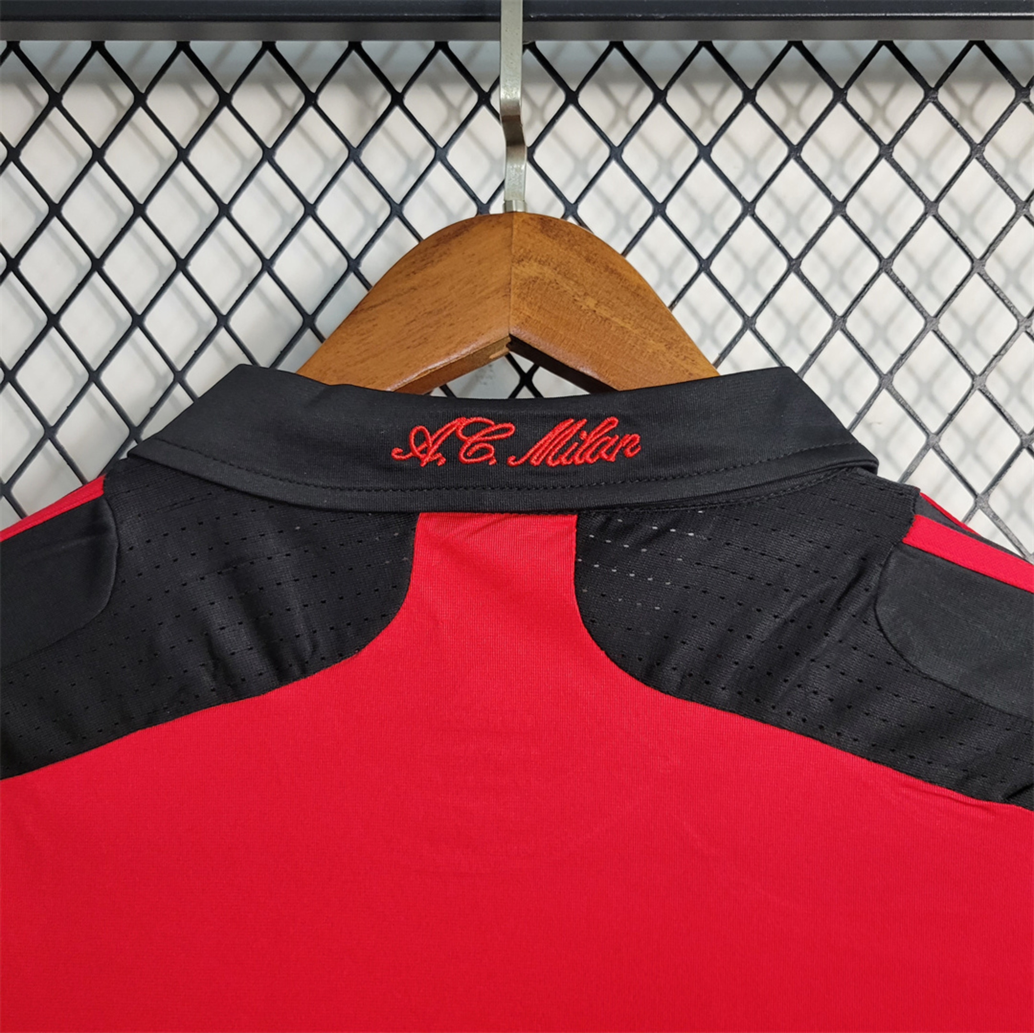 AC Milan 2007-08 | Vintage Home Jersey - Vintage Retro Football Jersey