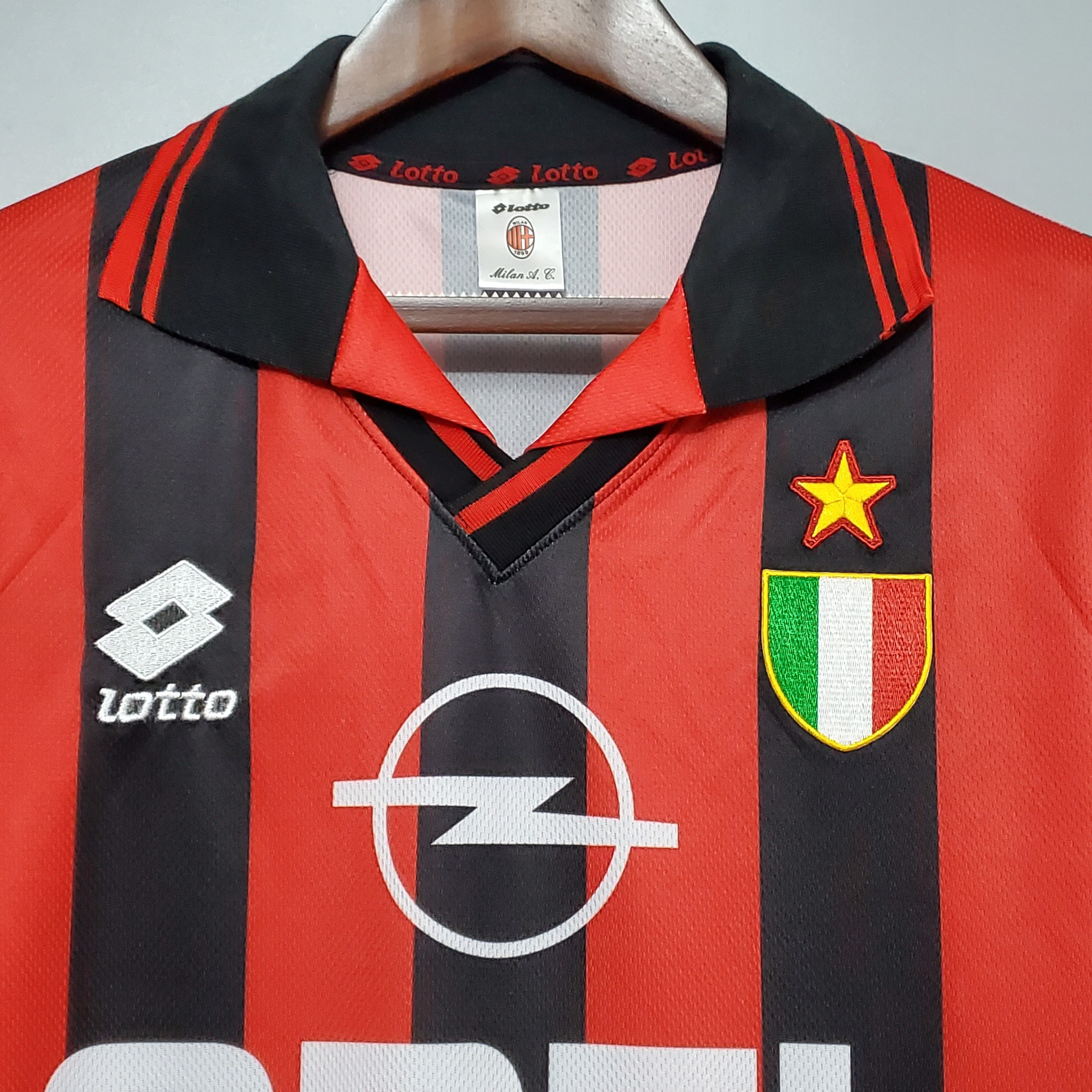 AC Milan 1996-97 | Vintage Home Jersey - Vintage Retro Football Jersey