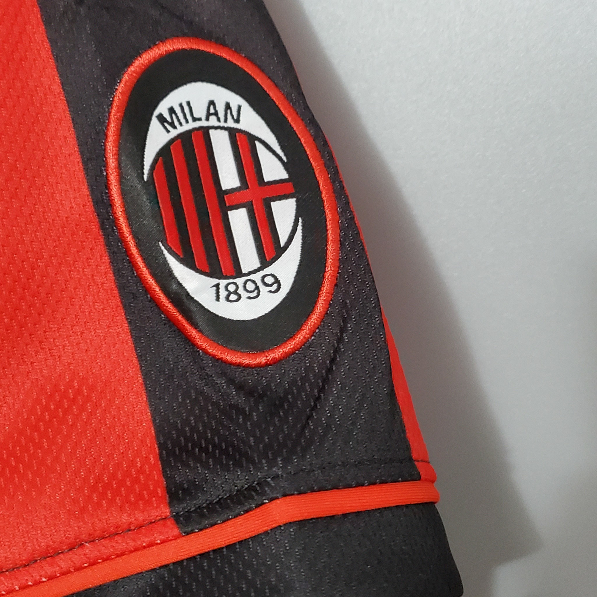 AC Milan 1996-97 | Vintage Home Jersey - Vintage Retro Football Jersey