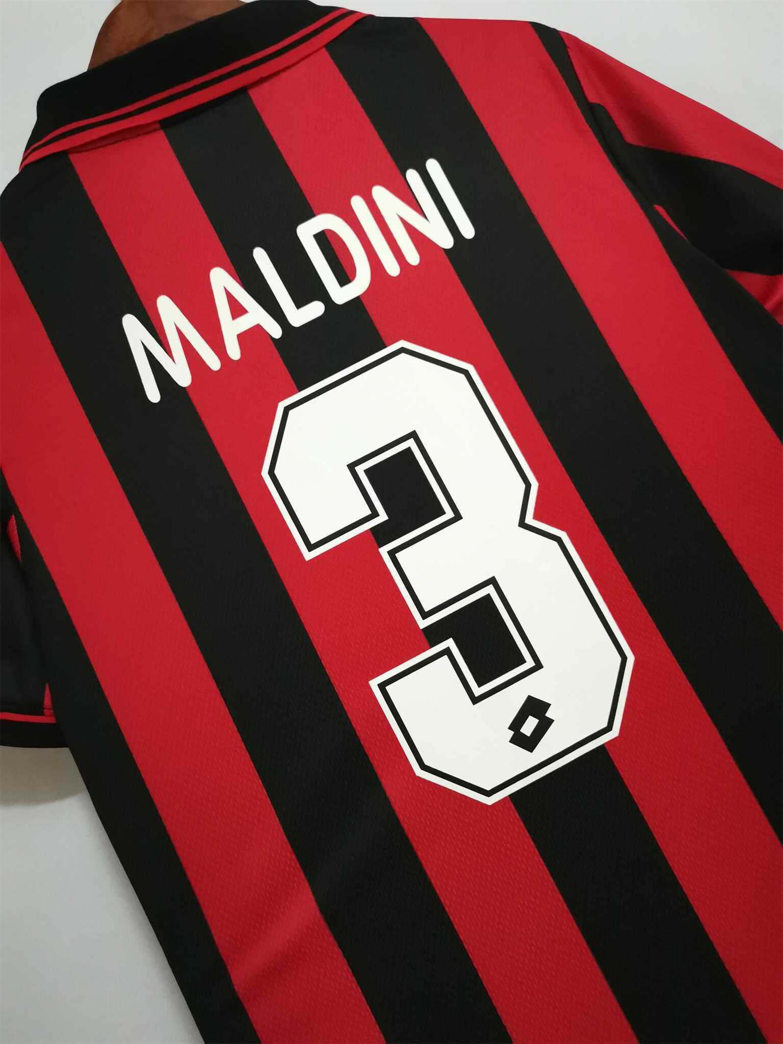 AC Milan 1996-97 | Vintage Home Jersey - Vintage Retro Football Jersey