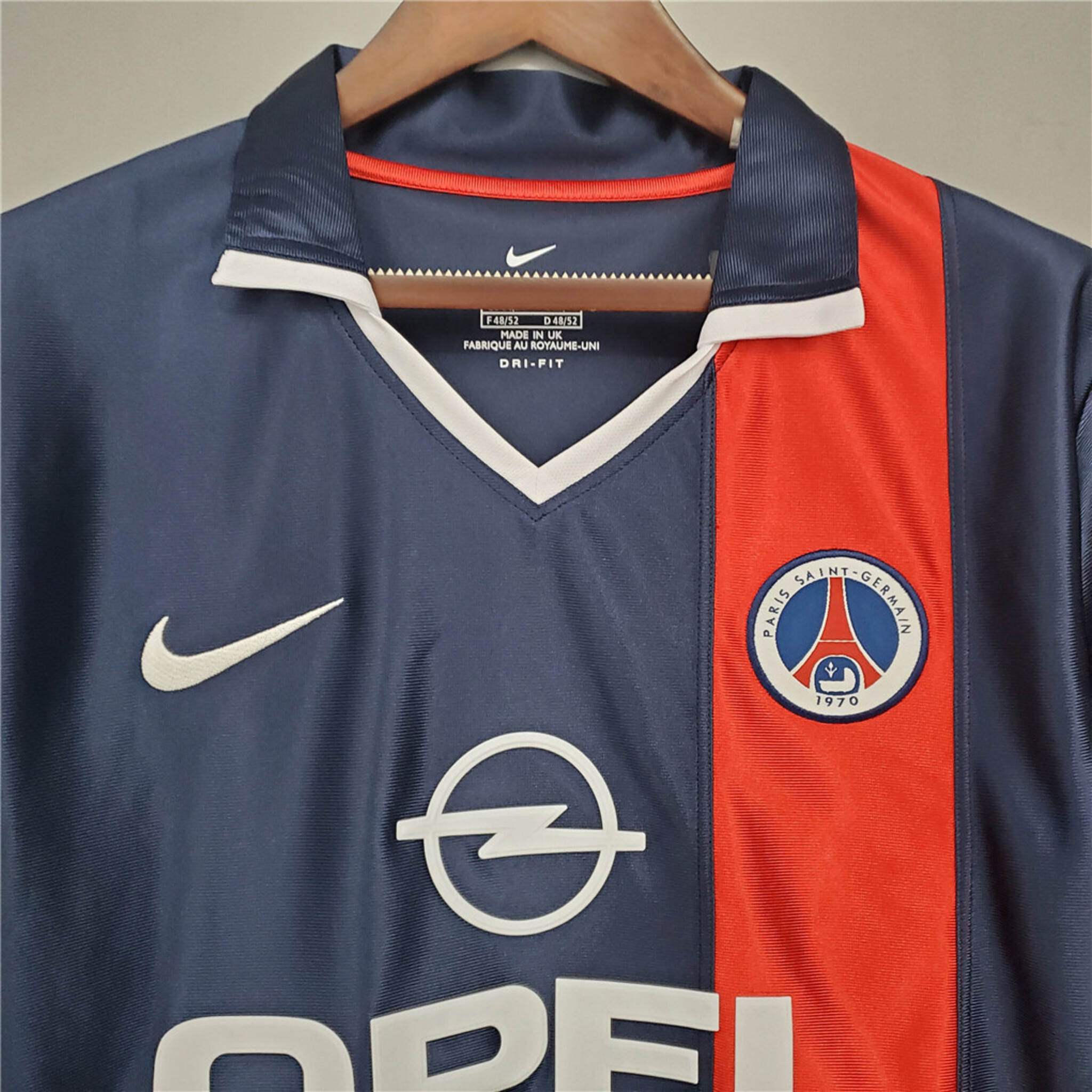 PSG 2001-02 | Vintage Home Jersey - Vintage Retro Football Jersey