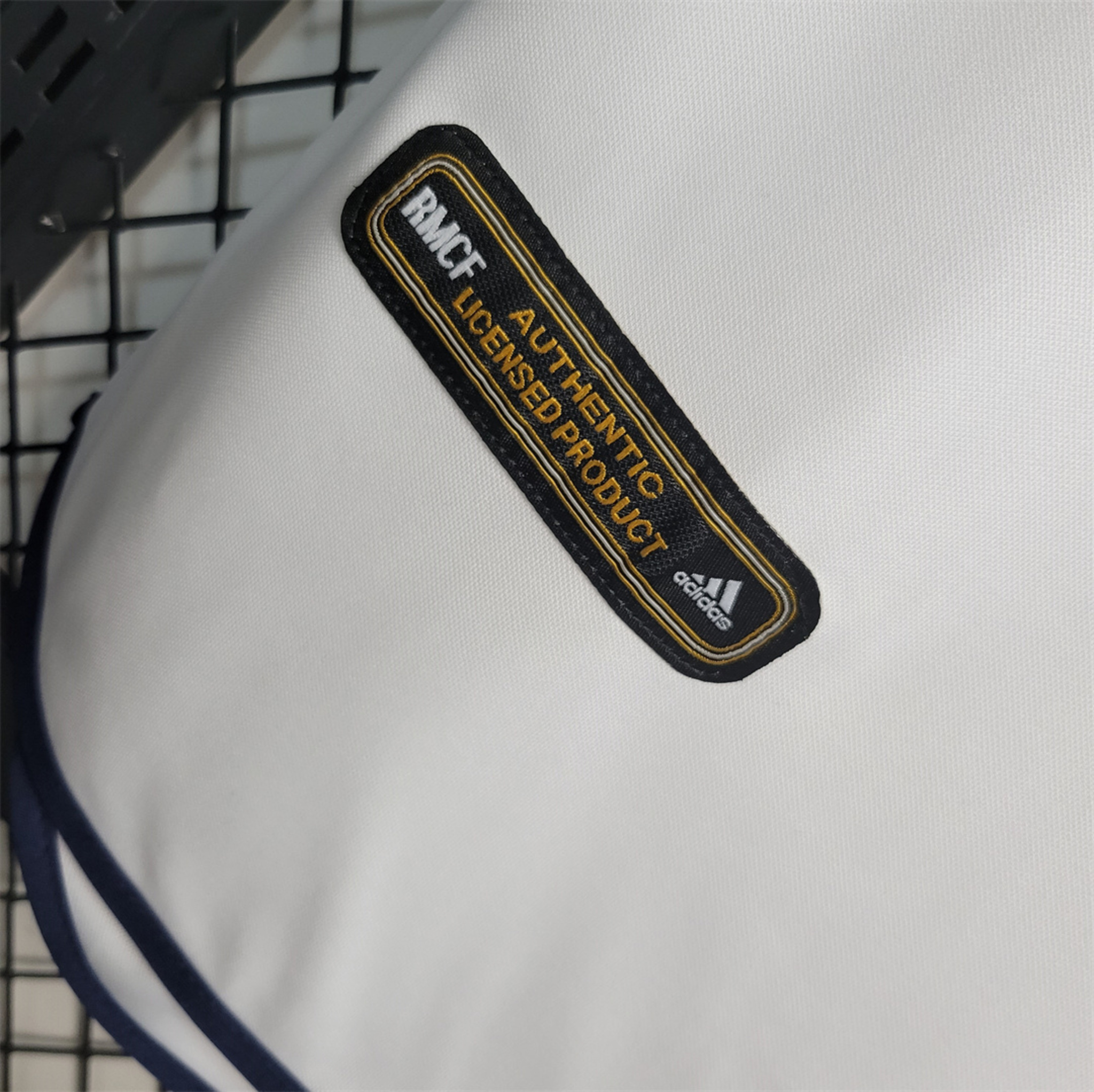 Real Madrid 2000-01 | Vintage Home Jersey