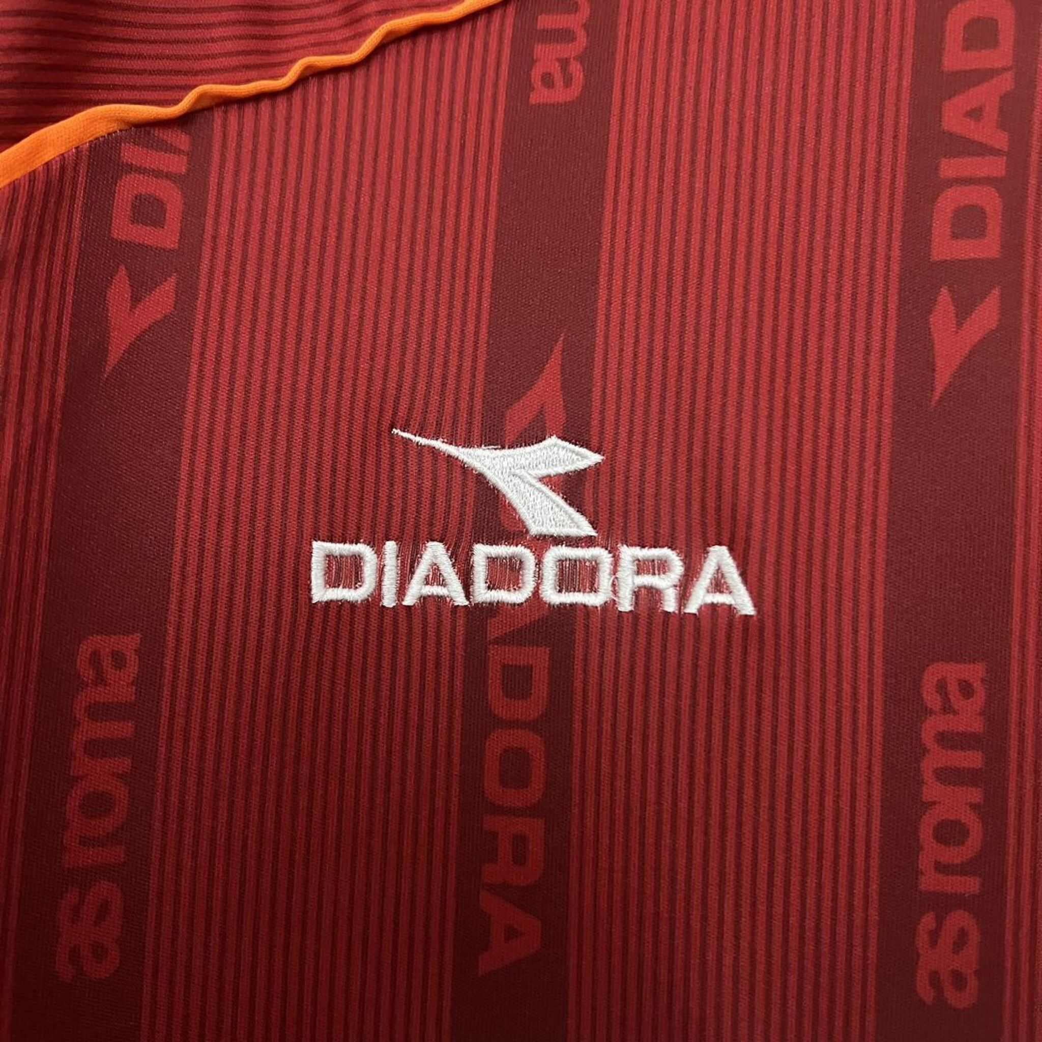 AS Roma 1999-2000 | Vintage Home Jersey - Vintage Retro Football Jersey