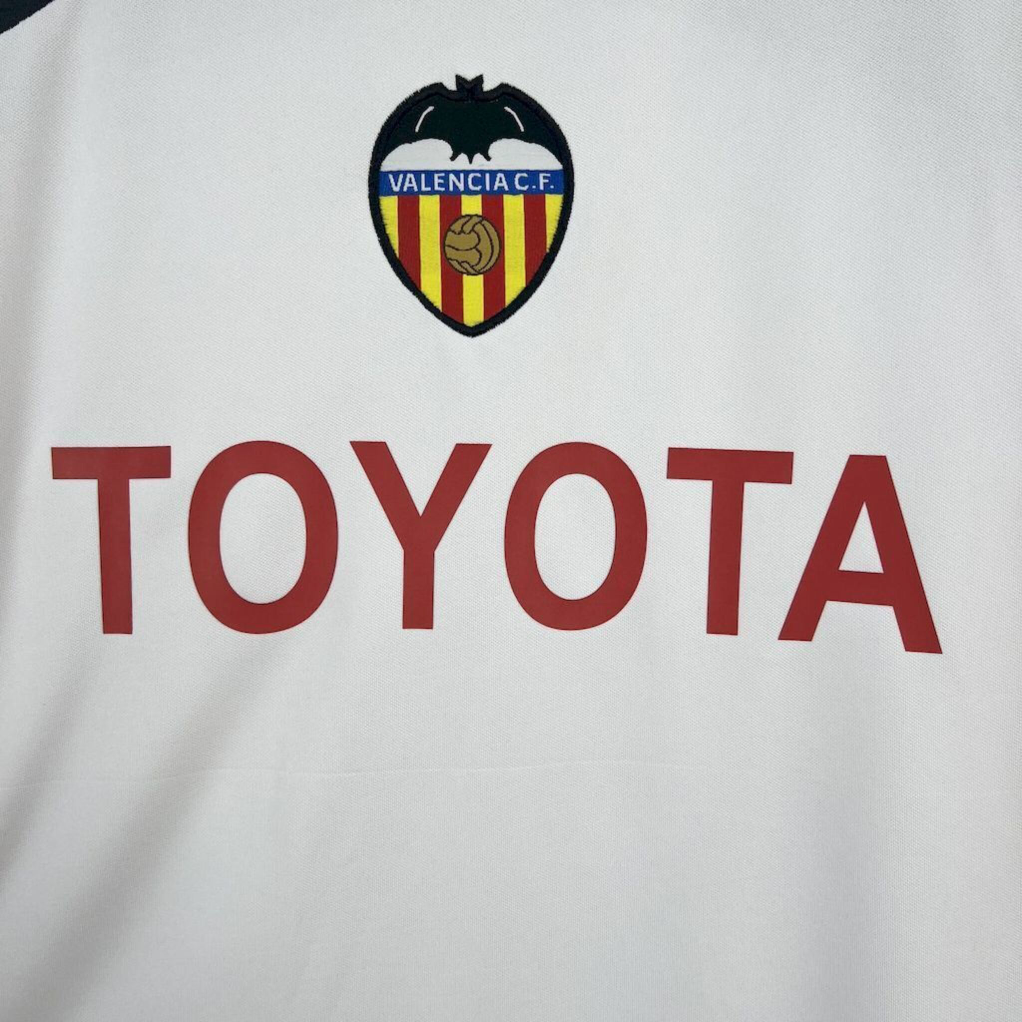 Valencia 2004-05 | Vintage Home Jersey